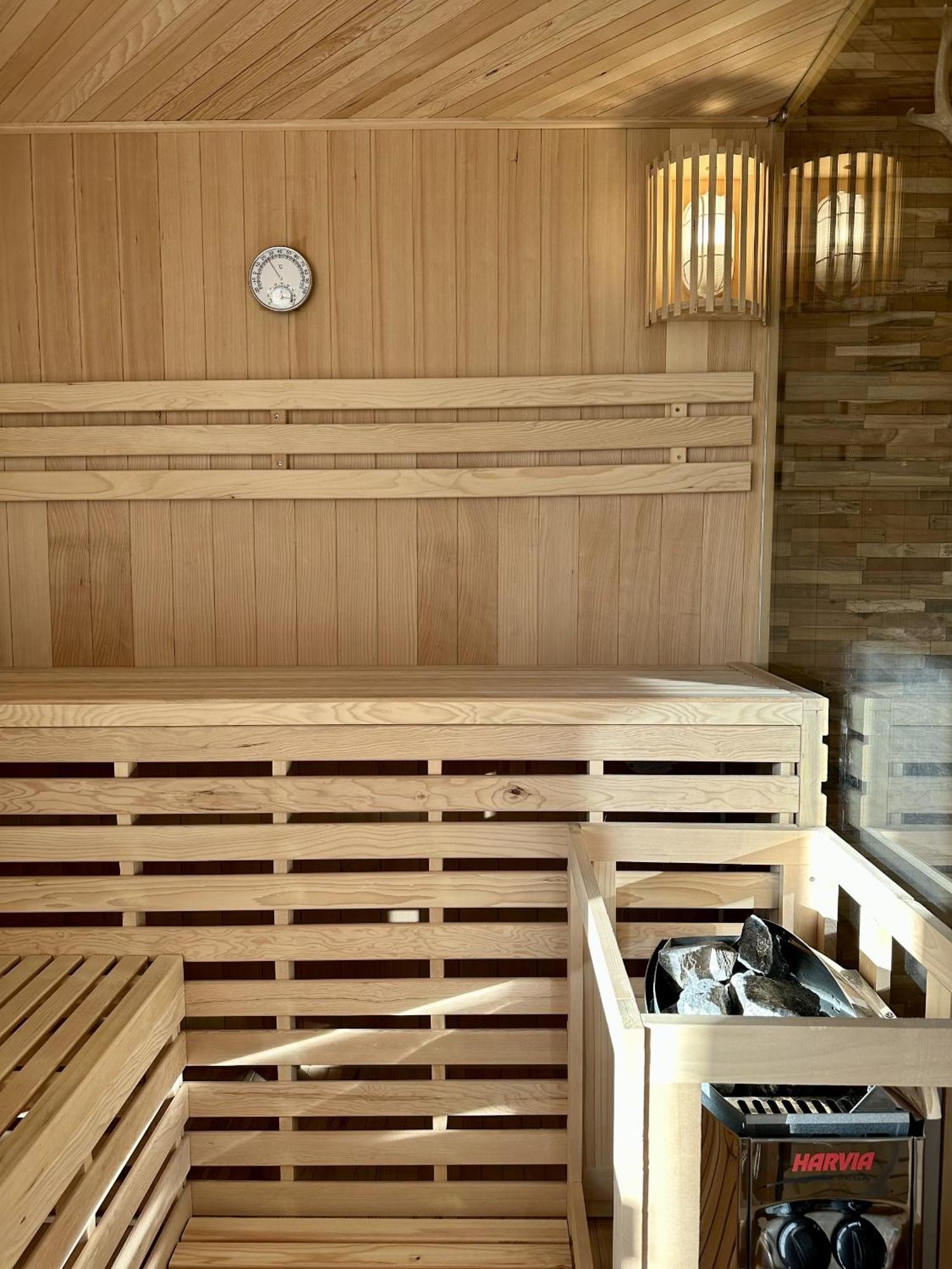 Grosszuegige Und Romantische Wellnessoase Mit Privater Sauna In Ruhiger Lage Daire Karlsbad Dış mekan fotoğraf